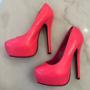 Shoes of Soul Brand Hot Pink Patent Platform Stiletto Pumps Size 5